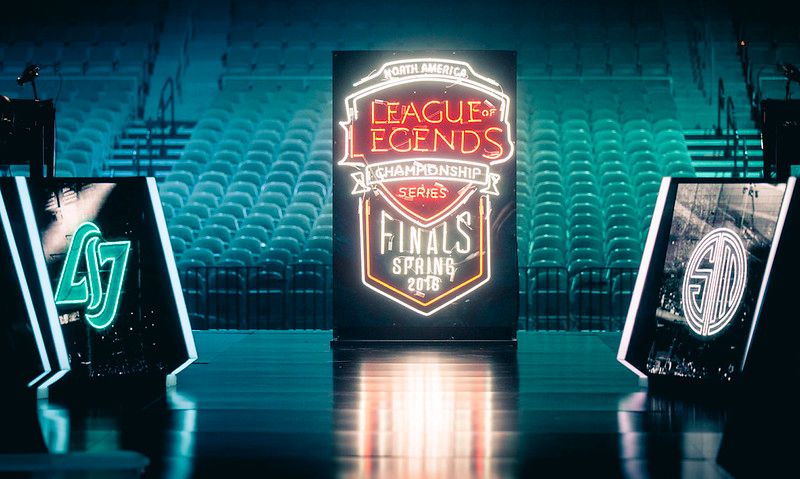 LoL Classic Da Inicio con Showmatches de Leyendas Alrededor del Mundo
